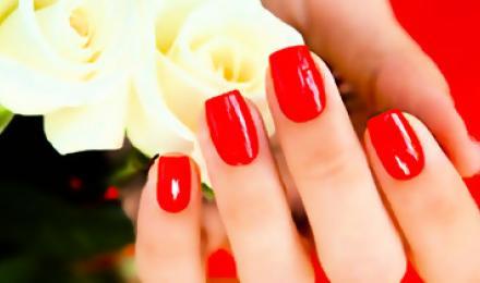 СЕЗОН ЛЮБВИ НАЧИНАЕТСЯ! Скидка 50% на модный маникюр и педикюр с глянцевым покрытием Shellac от клуба красоты "Принцесса"! Выбирай свой цвет!