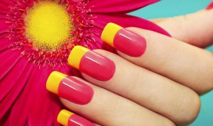 Воспользуйтесь невероятным предложением! Скидки до 70% на маникюр и педикюр с покрытием Shellac в студии на Крещатике! Всего от 25 грн!