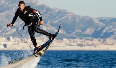 Почувствуй себя супер-героем! Скидка до 65% на полеты на Ховерборде и с Летающим Ранцем от компании «Flying Pro»!