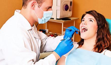 ПРИШЛА ПОРА ЛЕЧИТЬ ЗУБЫ! Скидка до 60% на пломбирование зубов и УЗ чистку зубов + скидка 50% на импланты (Германия, Корея, Израиль, Америка, Швейцария) от стоматологии Доктора Пельца!